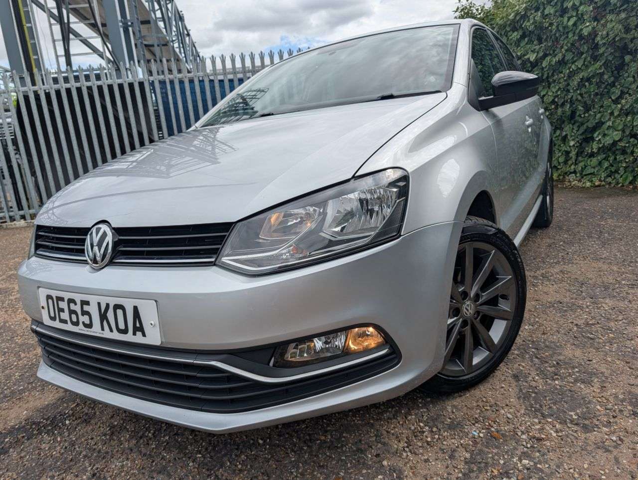 2015 VOLKSWAGEN POLO 2015 VOLKSWAGEN POLO
