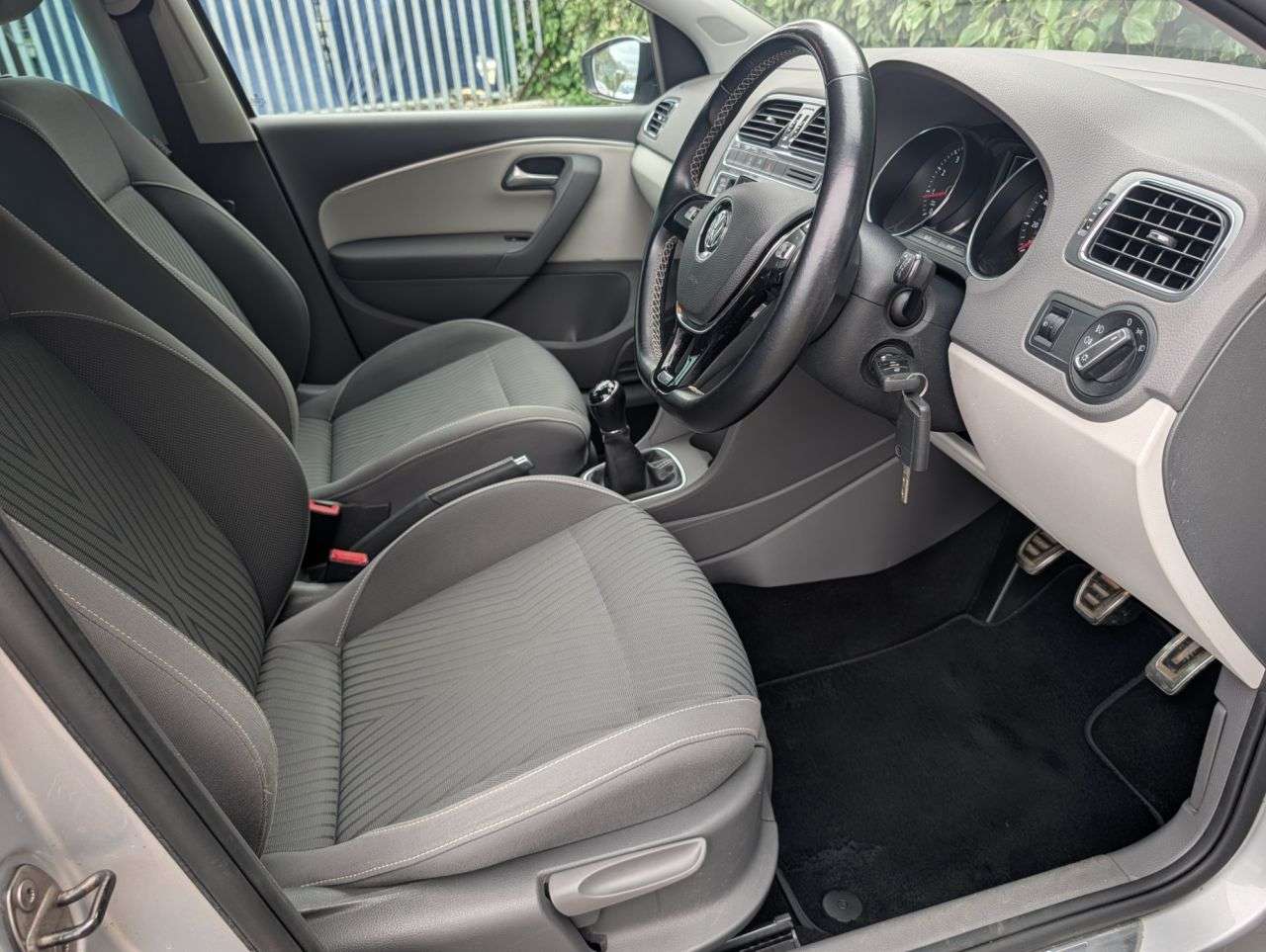 2015 VOLKSWAGEN POLO 2015 VOLKSWAGEN POLO