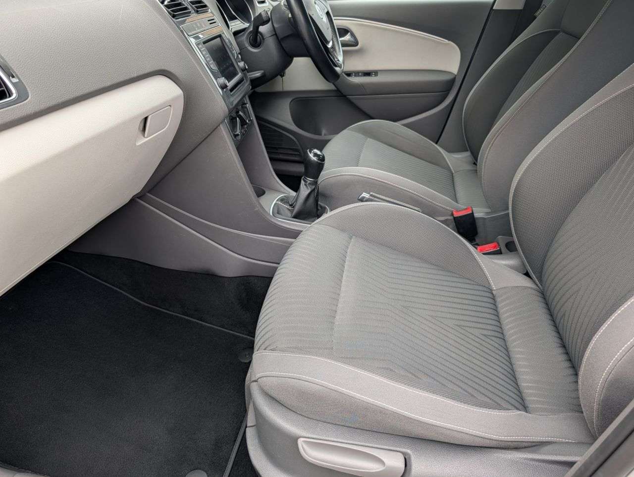 2015 VOLKSWAGEN POLO 2015 VOLKSWAGEN POLO