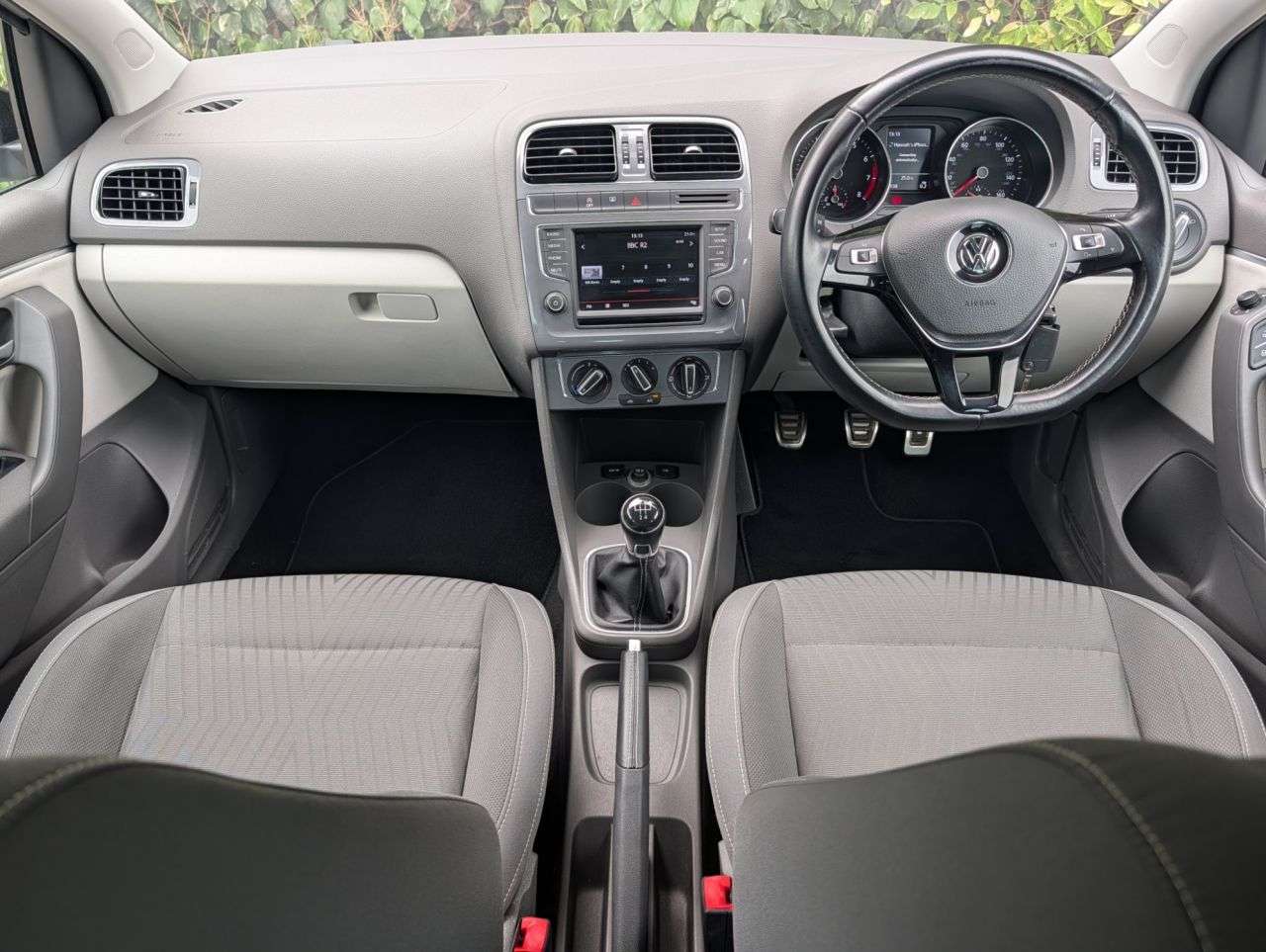 2015 VOLKSWAGEN POLO 2015 VOLKSWAGEN POLO