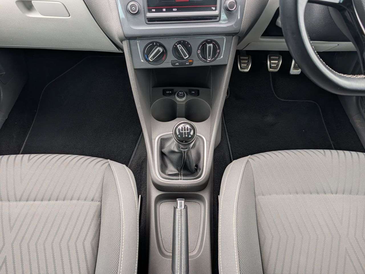2015 VOLKSWAGEN POLO 2015 VOLKSWAGEN POLO