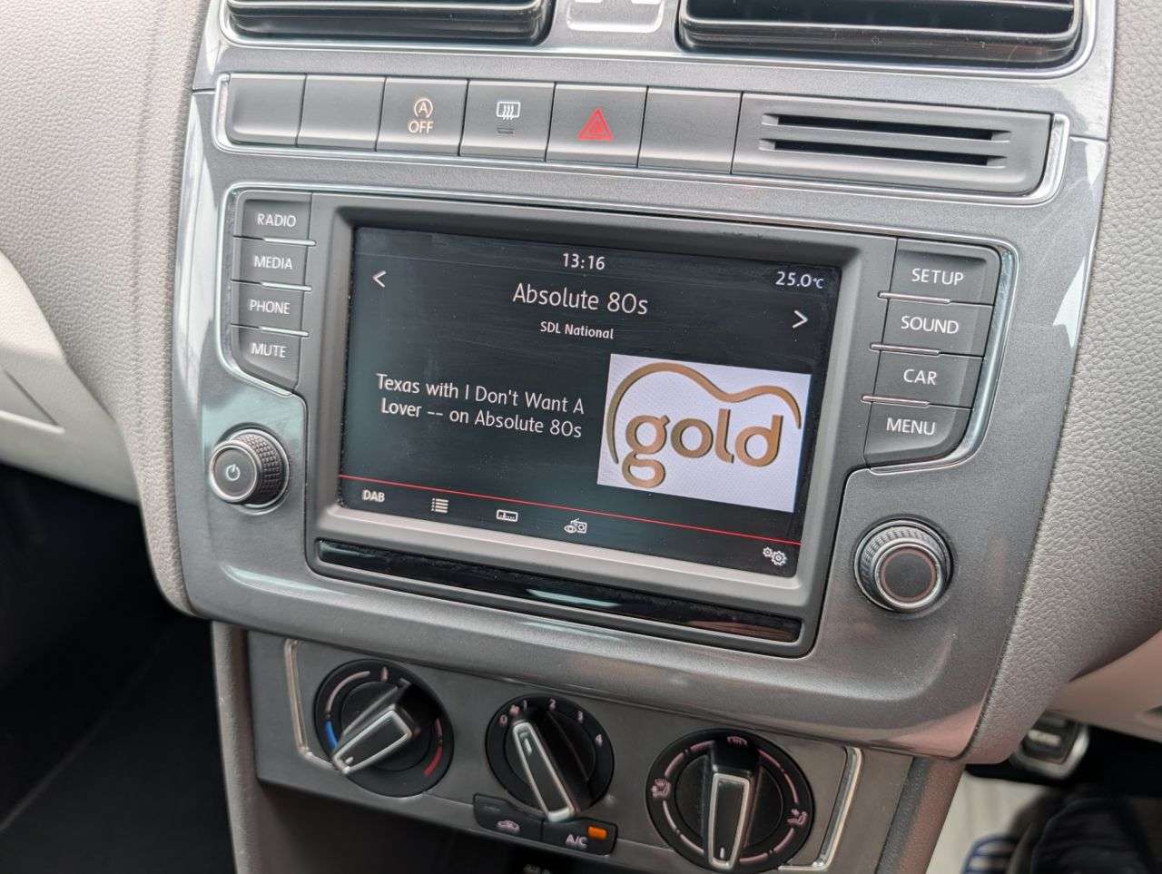 2015 VOLKSWAGEN POLO 2015 VOLKSWAGEN POLO