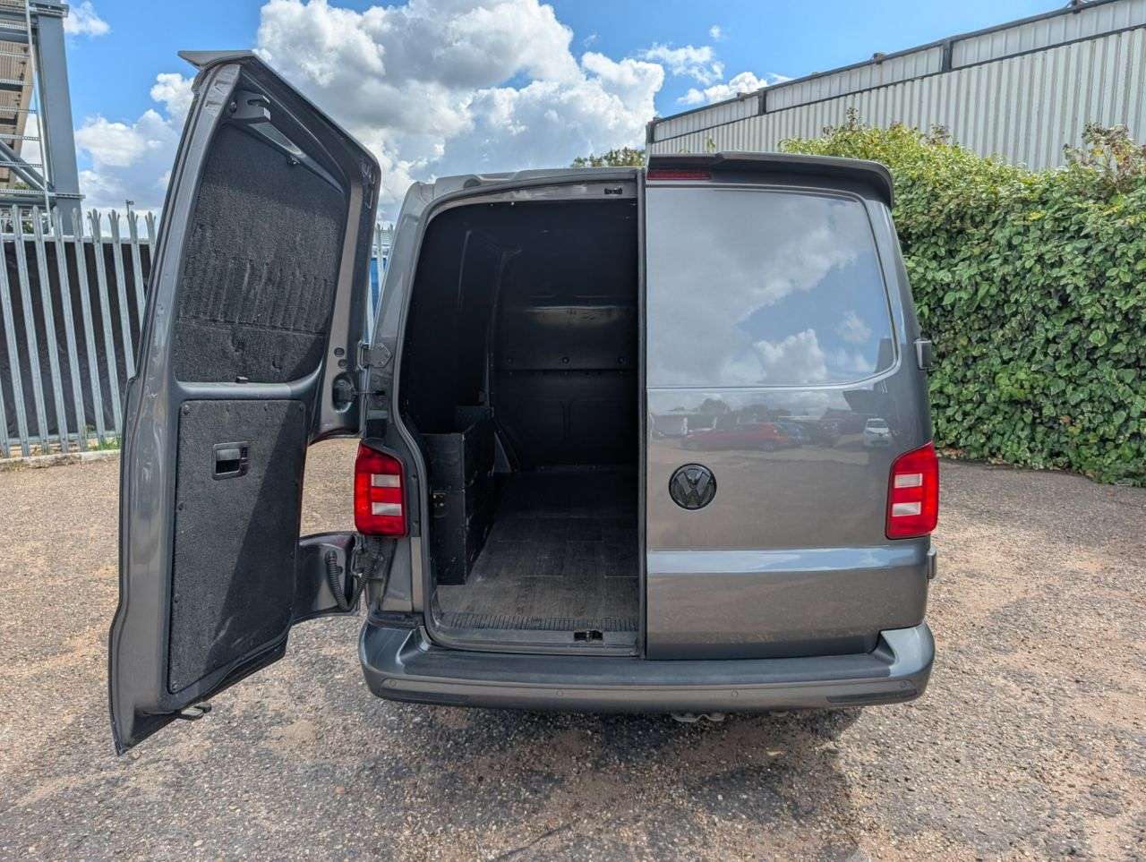 2015 VOLKSWAGEN TRANSPORTER 2015 VOLKSWAGEN TRANSPORTER