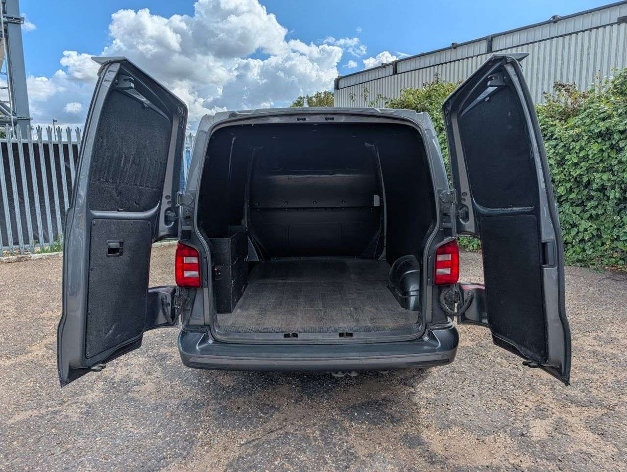 2015 VOLKSWAGEN TRANSPORTER 2015 VOLKSWAGEN TRANSPORTER