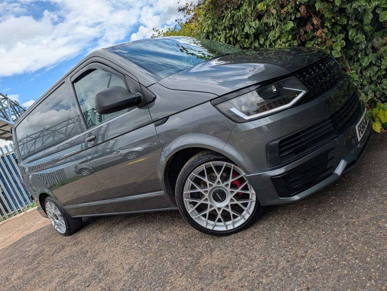 A 2015 VOLKSWAGEN TRANSPORTER 2.0 TDI T28 BlueMotion Tech Trendline Panel Van 5dr Diesel Manual FWD SWB E A 2015 VOLKSWAGEN TRANSPORTER 2.0 TDI T28 BlueMotion Tech Trendline Panel Van 5dr Diesel Manual FWD SWB E