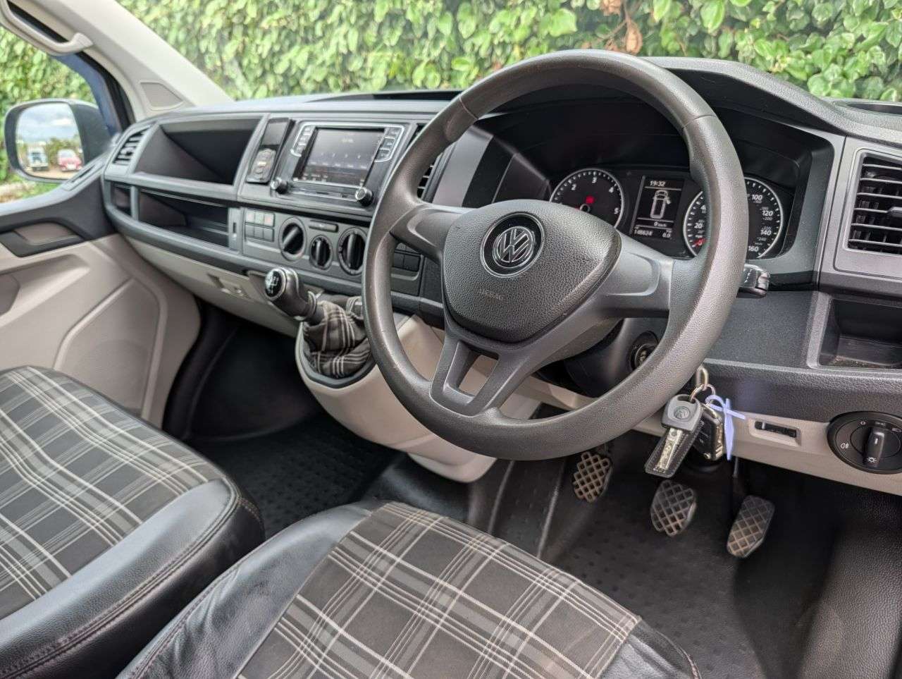 2015 VOLKSWAGEN TRANSPORTER 2015 VOLKSWAGEN TRANSPORTER