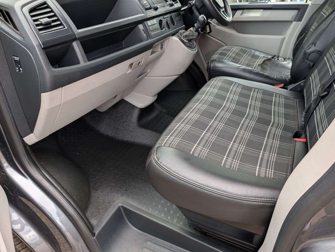 2015 VOLKSWAGEN TRANSPORTER 2015 VOLKSWAGEN TRANSPORTER