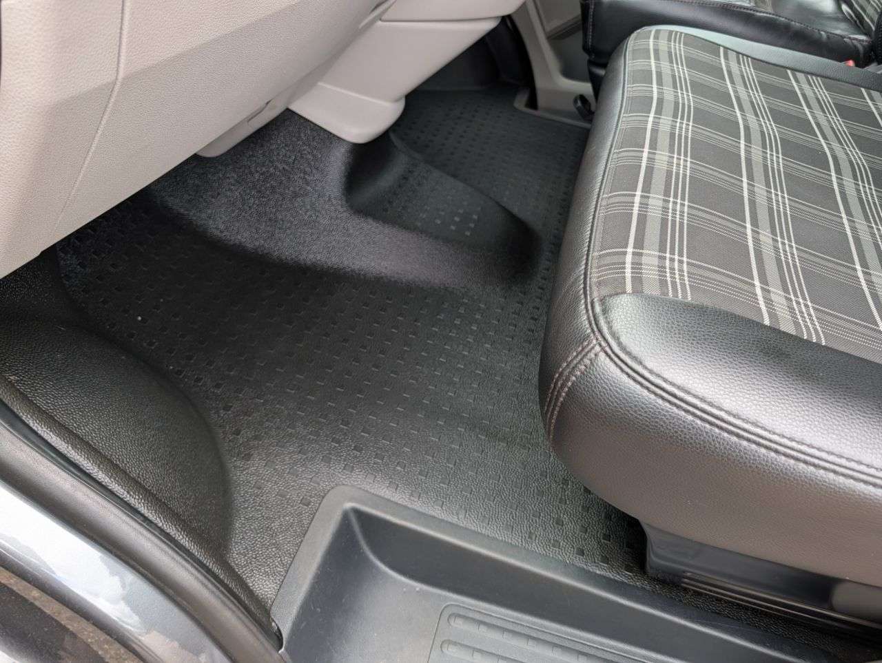 2015 VOLKSWAGEN TRANSPORTER 2015 VOLKSWAGEN TRANSPORTER