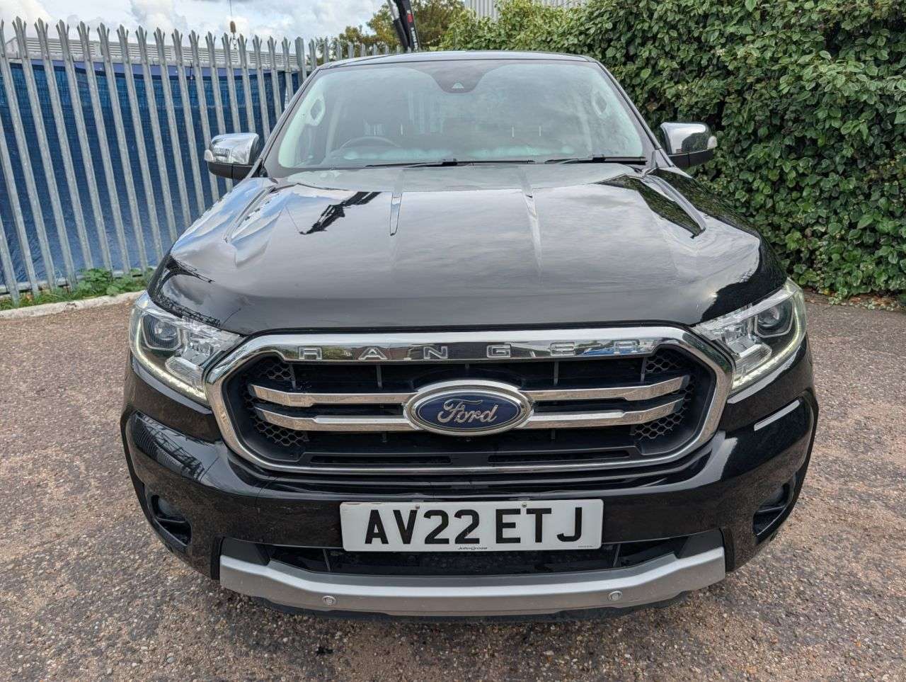 A 2022 FORD RANGER 2.0 EcoBlue Limited Pickup Double Cab 4dr Diesel Manual 4WD Euro 6 (s/s) (1 A 2022 FORD RANGER 2.0 EcoBlue Limited Pickup Double Cab 4dr Diesel Manual 4WD Euro 6 (s/s) (1