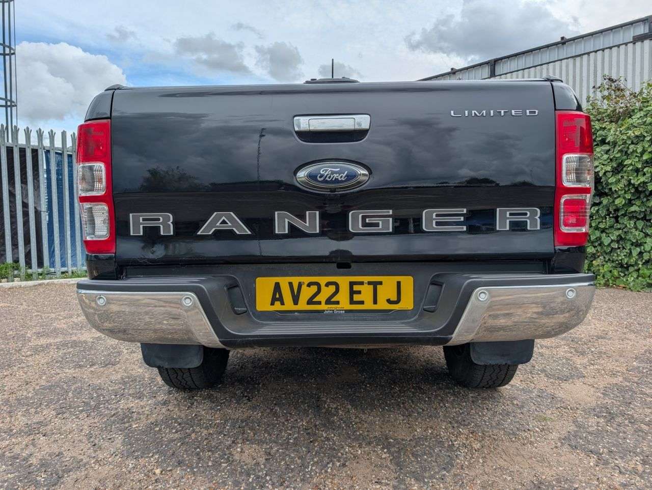 A 2022 FORD RANGER 2.0 EcoBlue Limited Pickup Double Cab 4dr Diesel Manual 4WD Euro 6 (s/s) (1 A 2022 FORD RANGER 2.0 EcoBlue Limited Pickup Double Cab 4dr Diesel Manual 4WD Euro 6 (s/s) (1