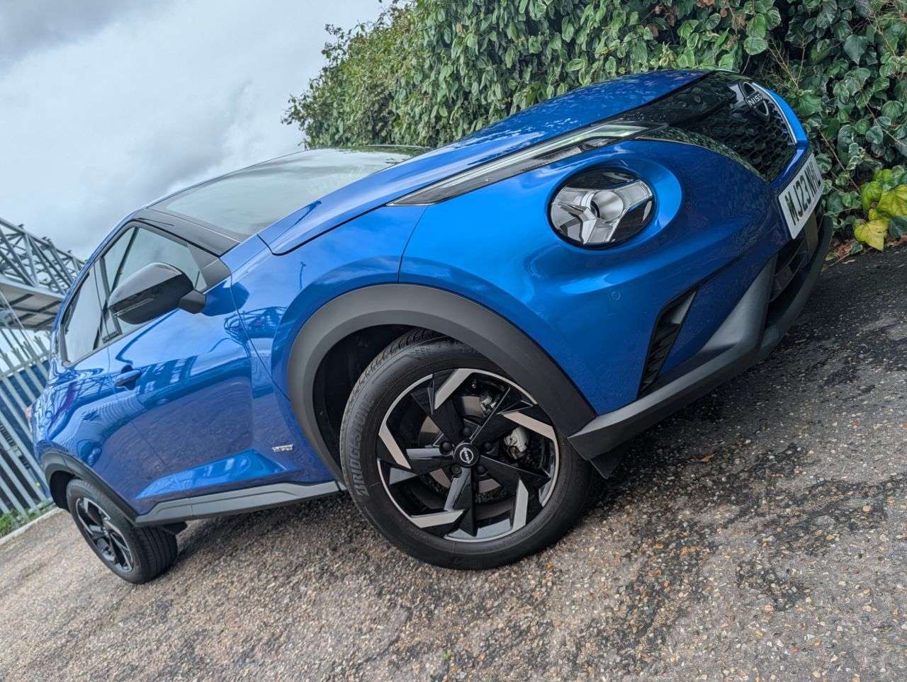 A 2023 NISSAN JUKE 1.6 N-Connecta SUV 5dr Petrol Hybrid Auto Euro 6 (143 ps) LowMiles FullHist A 2023 NISSAN JUKE 1.6 N-Connecta SUV 5dr Petrol Hybrid Auto Euro 6 (143 ps) LowMiles FullHist