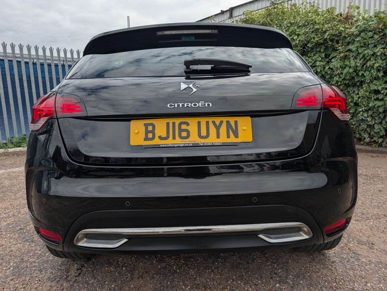 A 2016 CITROEN DS4 2.0 BlueHDi DSport Hatchback 5dr Diesel Manual Euro 6 (s/s) (150 ps) Low Mi A 2016 CITROEN DS4 2.0 BlueHDi DSport Hatchback 5dr Diesel Manual Euro 6 (s/s) (150 ps) Low Mi