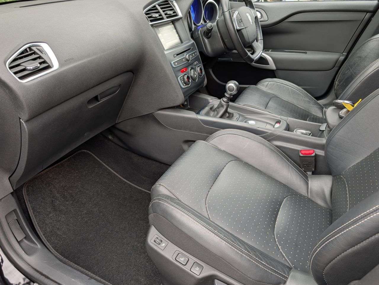 2016 CITROEN DS4 2016 CITROEN DS4