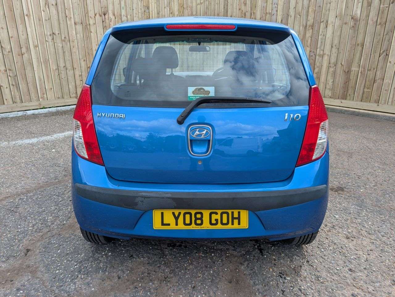 A 2008 HYUNDAI I10 1.1 Style Hatchback 5dr Petrol Manual Euro 4 (66 bhp) Ideal First Time Driv A 2008 HYUNDAI I10 1.1 Style Hatchback 5dr Petrol Manual Euro 4 (66 bhp) Ideal First Time Driv