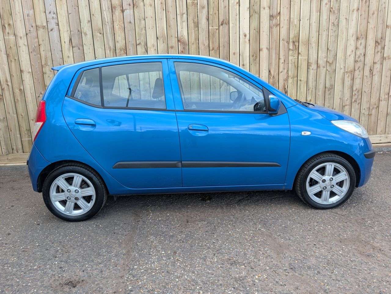 A 2008 HYUNDAI I10 1.1 Style Hatchback 5dr Petrol Manual Euro 4 (66 bhp) Ideal First Time Driv A 2008 HYUNDAI I10 1.1 Style Hatchback 5dr Petrol Manual Euro 4 (66 bhp) Ideal First Time Driv
