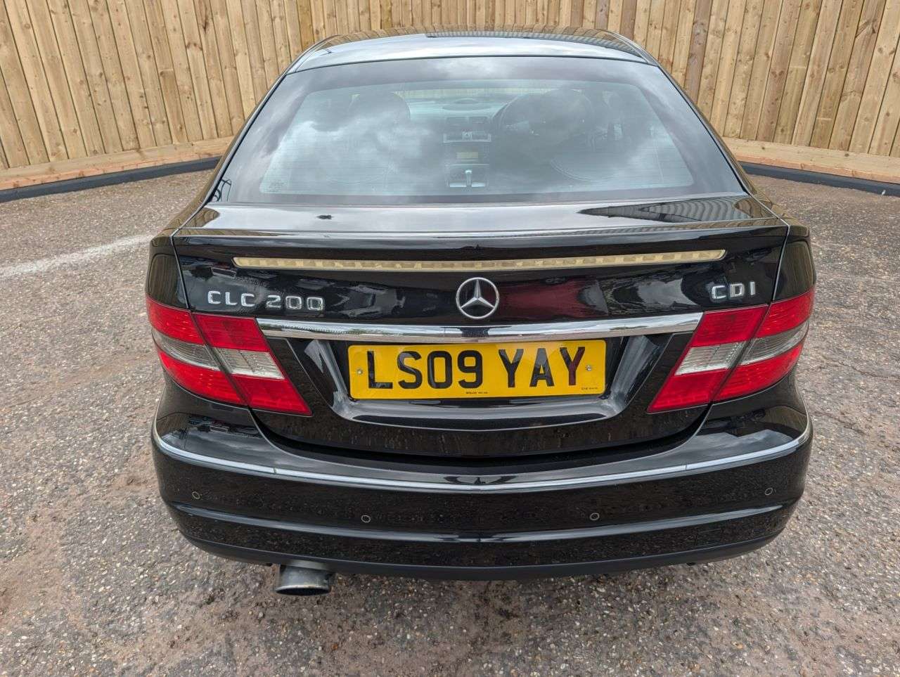 A 2009 MERCEDES-BENZ CLC CLASS 2.1 CLC200 CDI Sport Coupe 3dr Diesel Auto Euro 4 (122 ps) A 2009 MERCEDES-BENZ CLC CLASS 2.1 CLC200 CDI Sport Coupe 3dr Diesel Auto Euro 4 (122 ps)