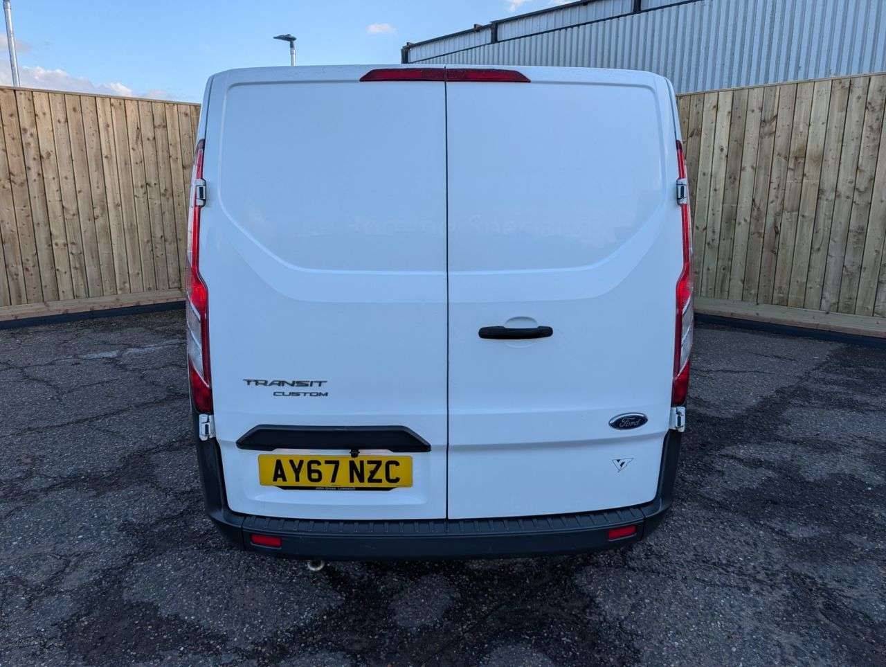 A 2017 FORD TRANSIT CUSTOM 2.0 TDCi 310 Panel Van 5dr Diesel Manual L2 H1 (157 g/km, 104 bhp) History A 2017 FORD TRANSIT CUSTOM 2.0 TDCi 310 Panel Van 5dr Diesel Manual L2 H1 (157 g/km, 104 bhp) History