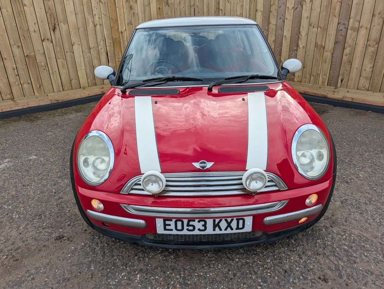 A 2003 MINI HATCH 1.6 Cooper Hatchback 3dr Petrol Manual Euro 3 (115 ps) £5370 Of Factory Fit A 2003 MINI HATCH 1.6 Cooper Hatchback 3dr Petrol Manual Euro 3 (115 ps) £5370 Of Factory Fit