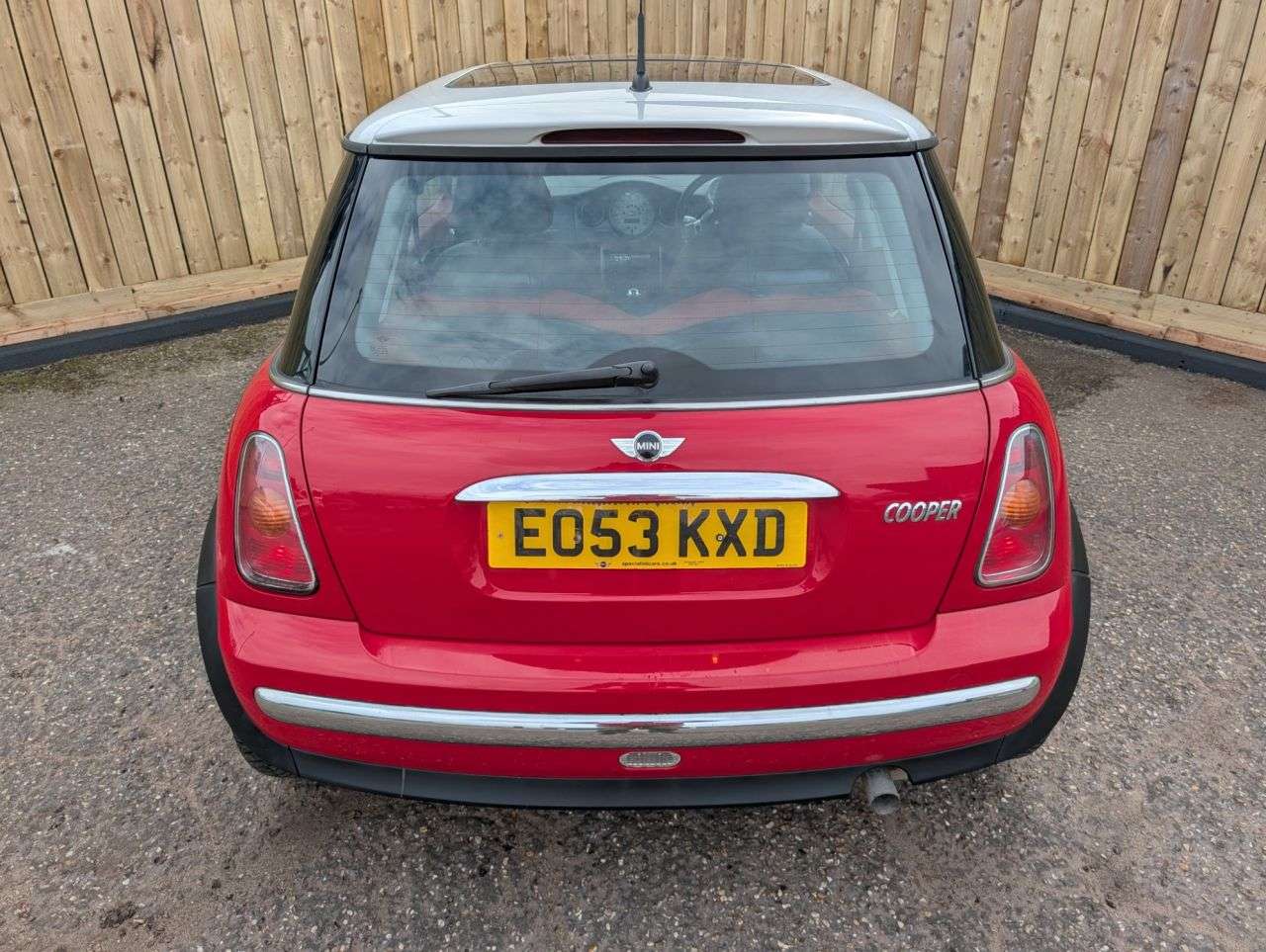 A 2003 MINI HATCH 1.6 Cooper Hatchback 3dr Petrol Manual Euro 3 (115 ps) £5370 Of Factory Fit A 2003 MINI HATCH 1.6 Cooper Hatchback 3dr Petrol Manual Euro 3 (115 ps) £5370 Of Factory Fit