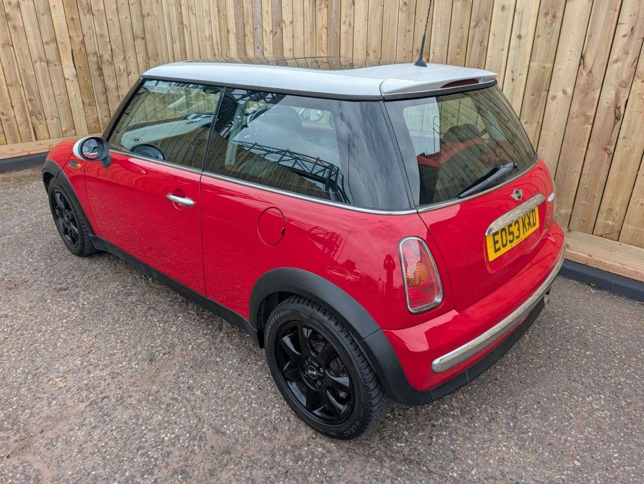 2003 MINI HATCH 2003 MINI HATCH