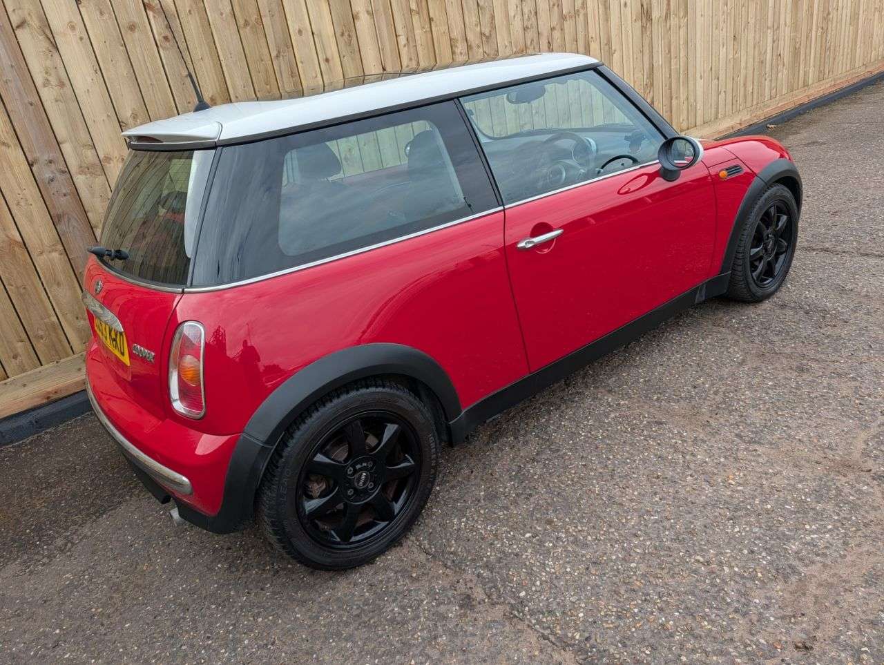 2003 MINI HATCH 2003 MINI HATCH