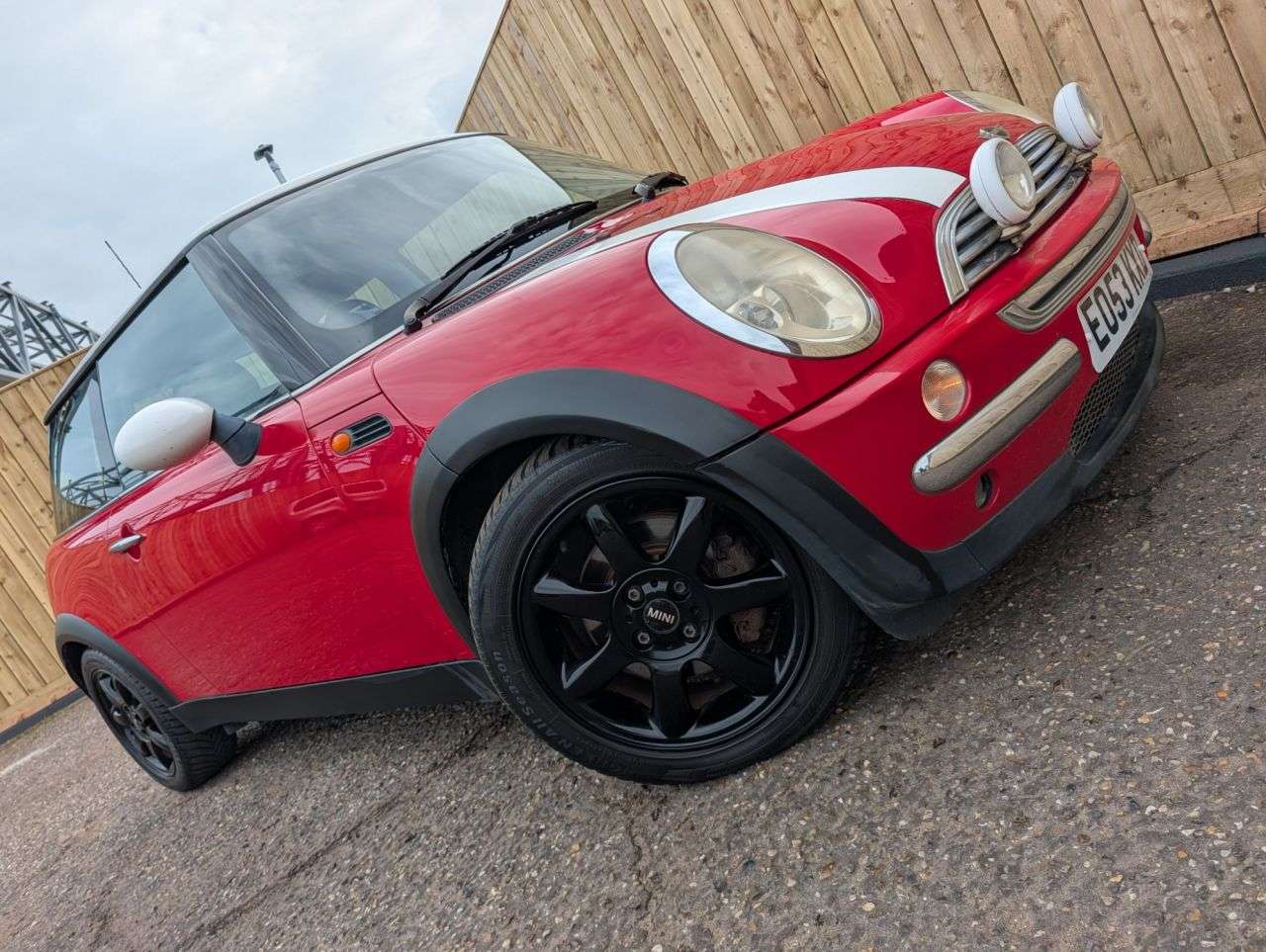 A 2003 MINI HATCH 1.6 Cooper Hatchback 3dr Petrol Manual Euro 3 (115 ps) £5370 Of Factory Fit A 2003 MINI HATCH 1.6 Cooper Hatchback 3dr Petrol Manual Euro 3 (115 ps) £5370 Of Factory Fit