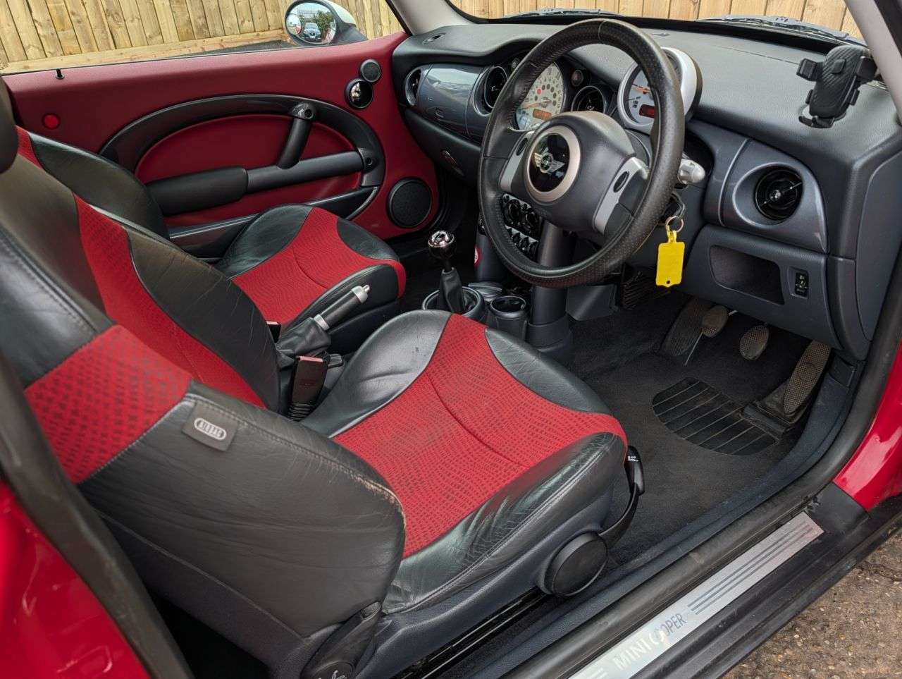 2003 MINI HATCH 2003 MINI HATCH