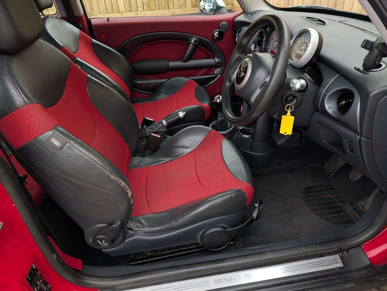 2003 MINI HATCH 2003 MINI HATCH