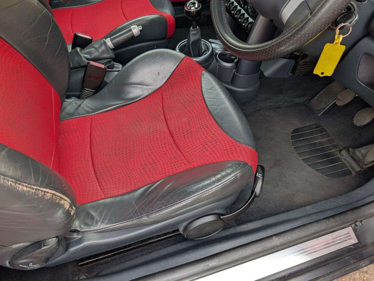 2003 MINI HATCH 2003 MINI HATCH