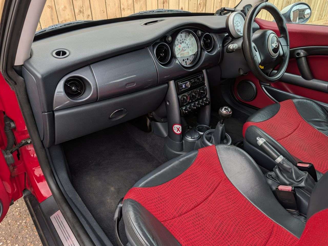 2003 MINI HATCH 2003 MINI HATCH