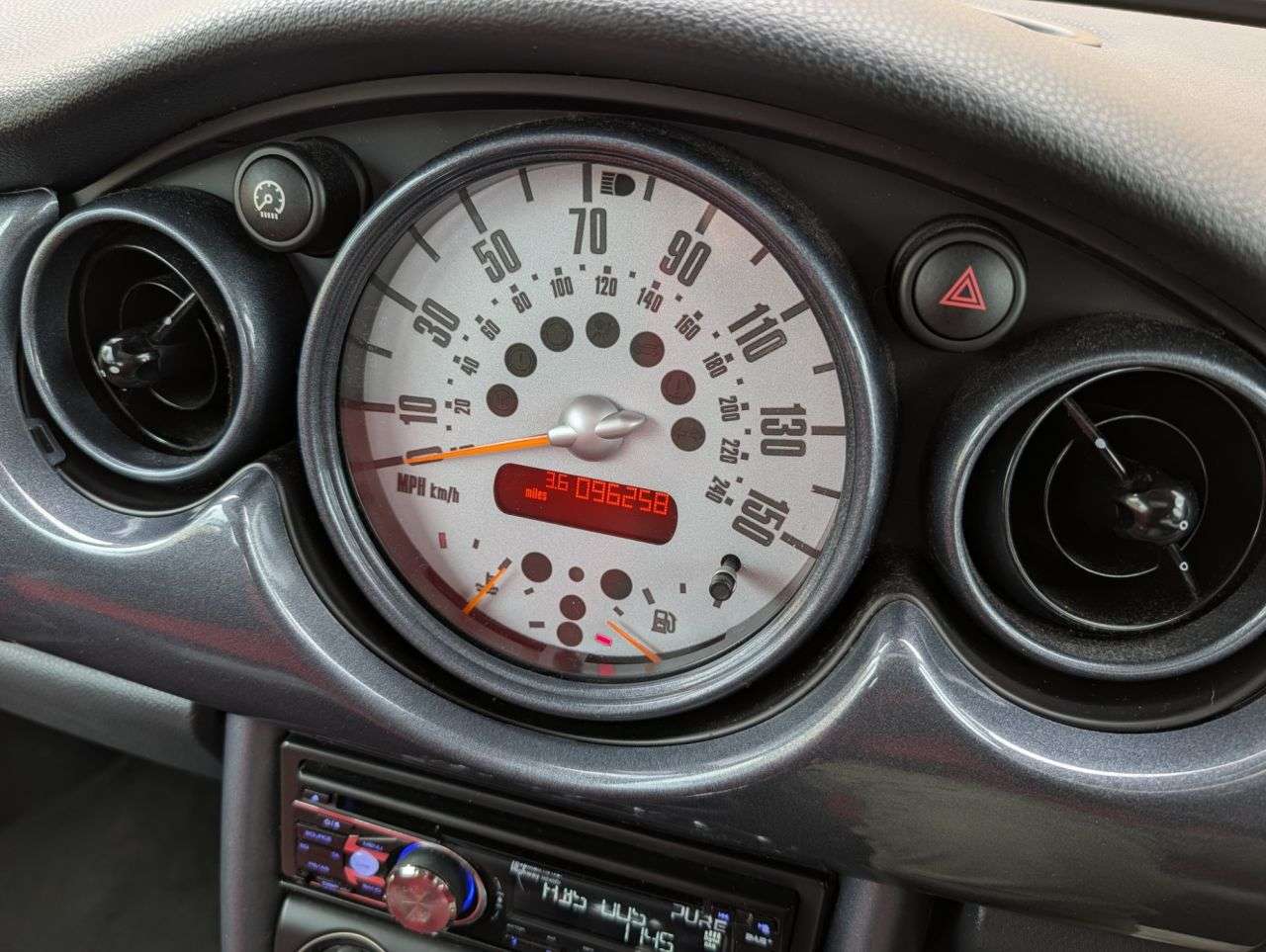 2003 MINI HATCH 2003 MINI HATCH