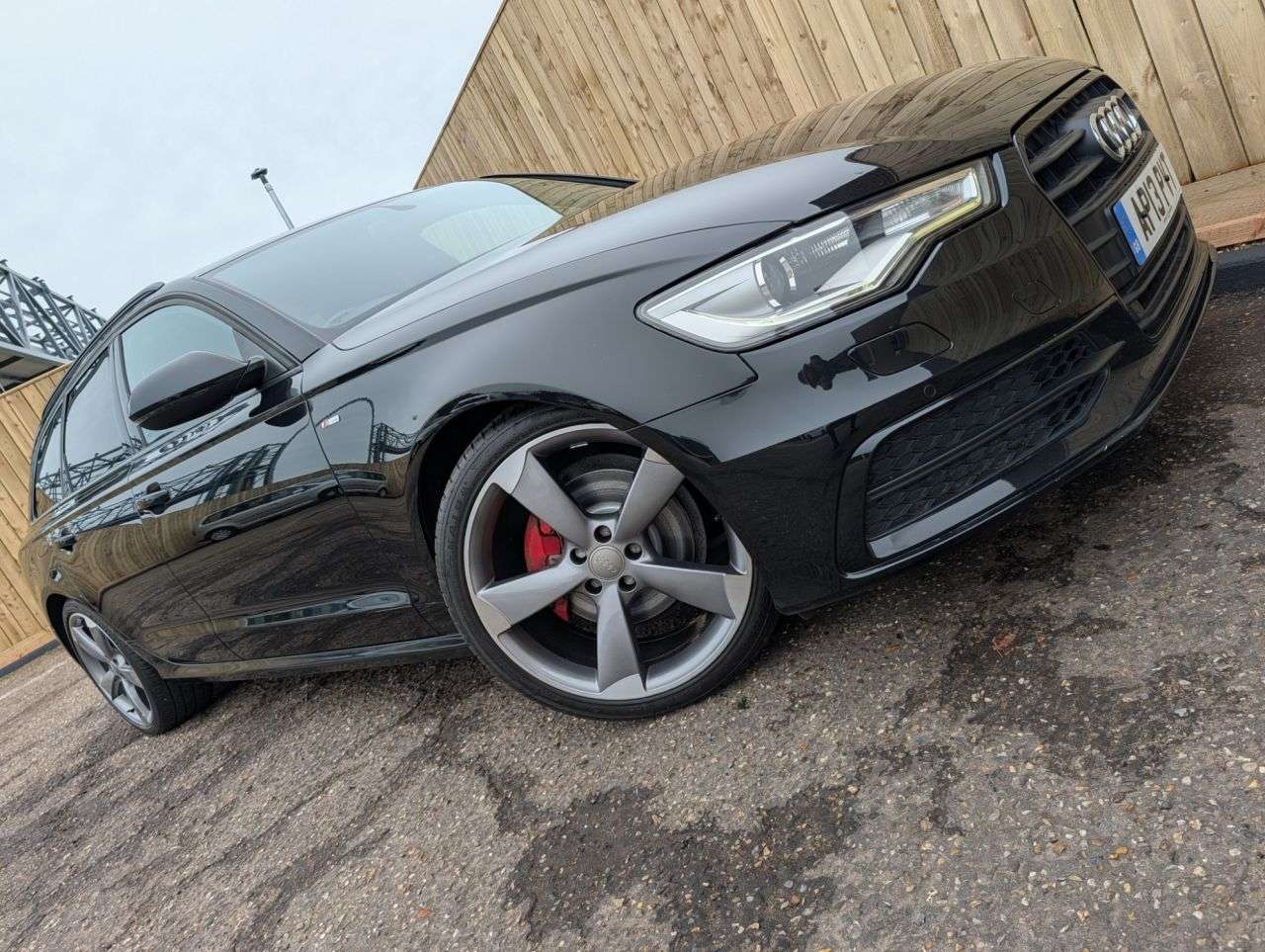 A 2013 AUDI A6 AVANT 2.0 TDI Black Edition Estate 5dr Diesel Multitronic Euro 5 (s/s) (177 ps) R A 2013 AUDI A6 AVANT 2.0 TDI Black Edition Estate 5dr Diesel Multitronic Euro 5 (s/s) (177 ps) R