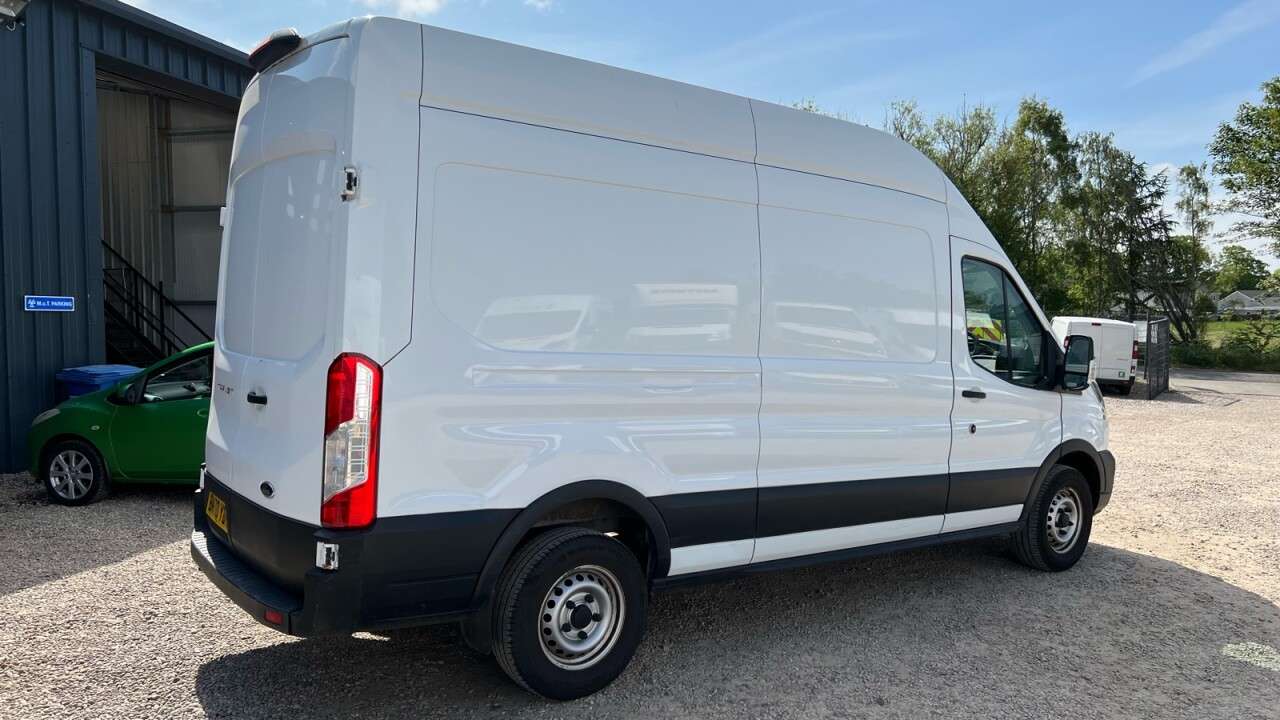 A 2020 FORD TRANSIT 350 LEADER P/V ECOBLUE A 2020 FORD TRANSIT 350 LEADER P/V ECOBLUE