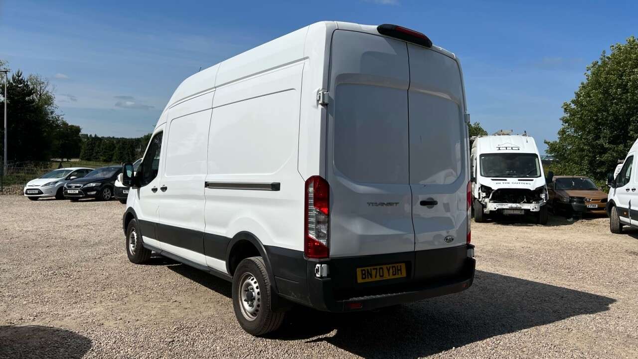 A 2020 FORD TRANSIT 350 LEADER P/V ECOBLUE A 2020 FORD TRANSIT 350 LEADER P/V ECOBLUE