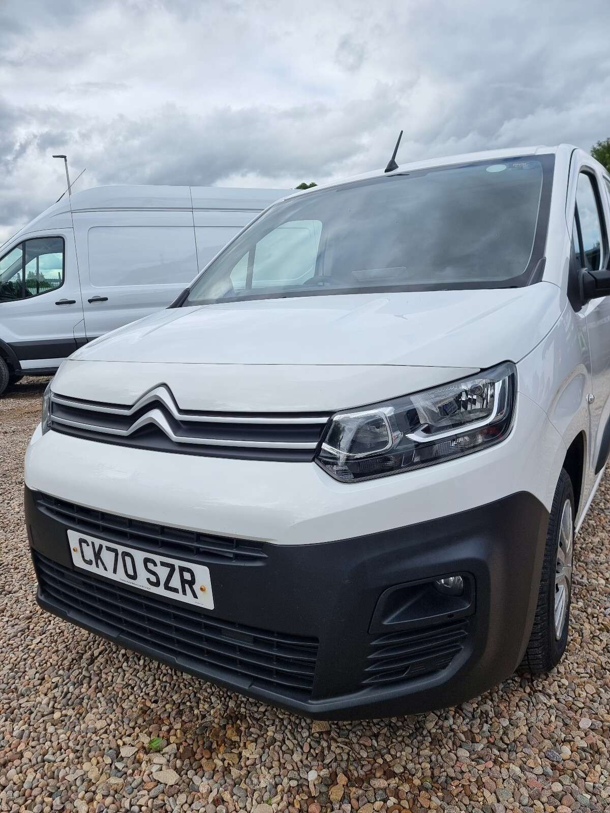 A 2020 CITROEN BERLINGO 650 ENTERPRISE M BLUEHDI S/S A 2020 CITROEN BERLINGO 650 ENTERPRISE M BLUEHDI S/S