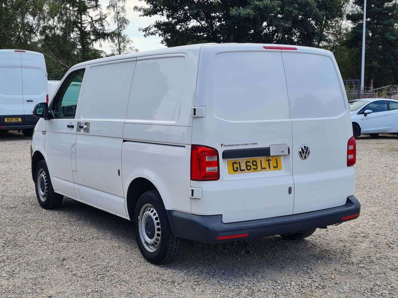 A 2019 VOLKSWAGEN TRANSPORTER T28 TDI P/V STARTLINE A 2019 VOLKSWAGEN TRANSPORTER T28 TDI P/V STARTLINE