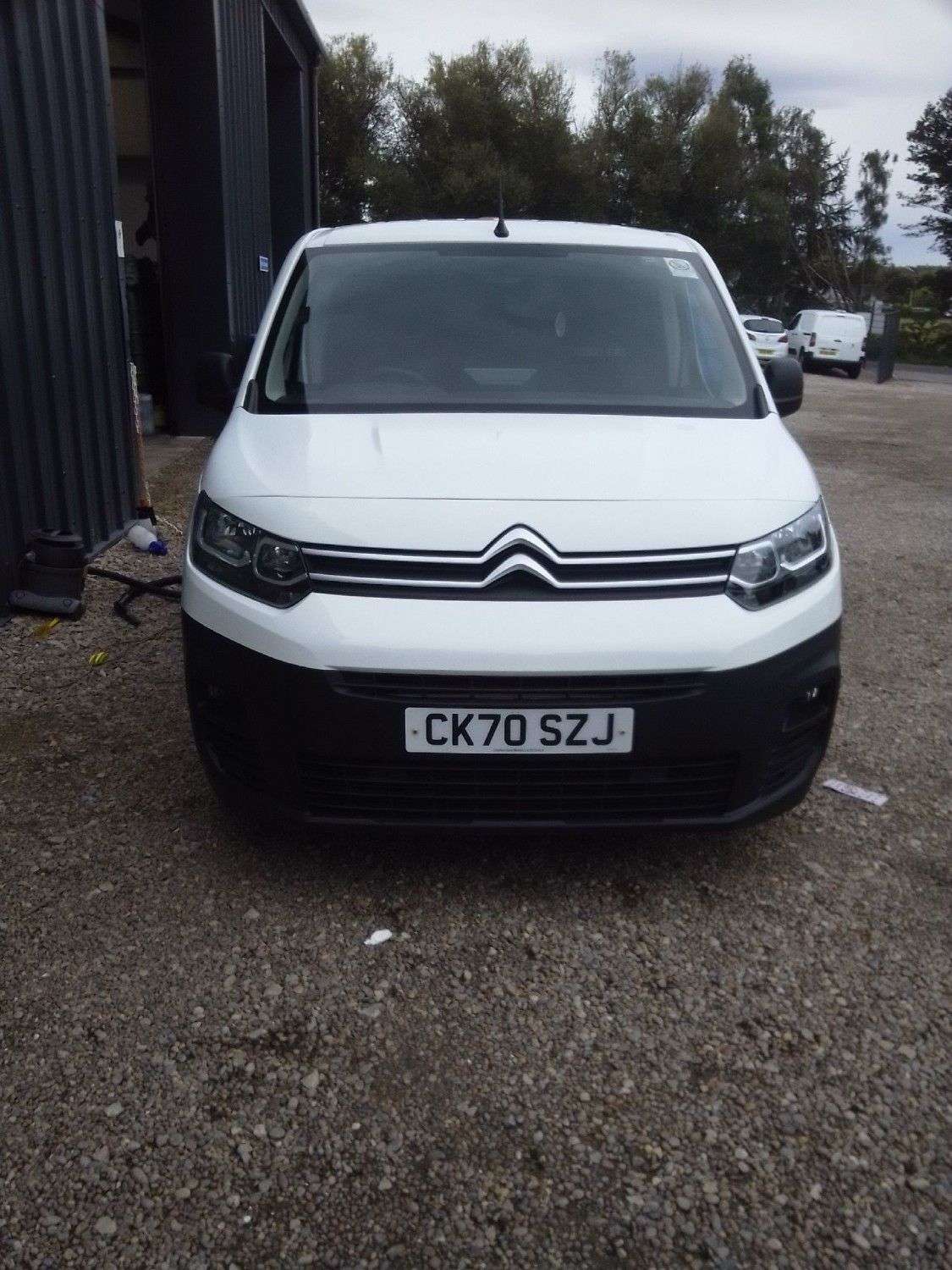 A 2020 CITROEN BERLINGO 1.5 650 ENTERPRISE M BLUEHDI S/S 76 BHP A 2020 CITROEN BERLINGO 1.5 650 ENTERPRISE M BLUEHDI S/S 76 BHP
