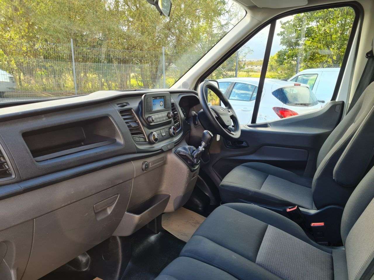 A 2021 FORD TRANSIT 2.0 350 EcoBlue Leader Chassis Cab 2dr Diesel Manual RWD L3 Euro 6 (s/s) (1 A 2021 FORD TRANSIT 2.0 350 EcoBlue Leader Chassis Cab 2dr Diesel Manual RWD L3 Euro 6 (s/s) (1