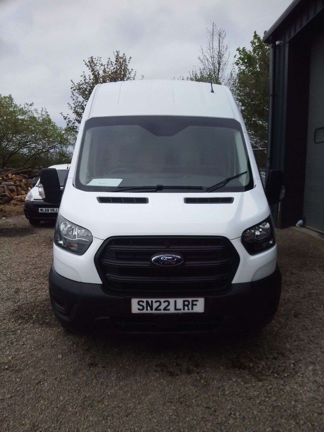 A 2022 FORD TRANSIT 2.0 350 EcoBlue Leader Panel Van 5dr Diesel Manual RWD L4 H3 Euro 6 (s/s) ( A 2022 FORD TRANSIT 2.0 350 EcoBlue Leader Panel Van 5dr Diesel Manual RWD L4 H3 Euro 6 (s/s) (