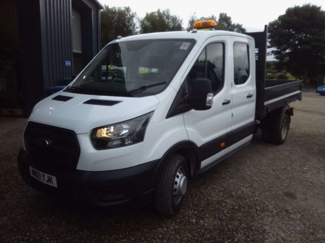 A 2021 FORD TRANSIT 2.0 350 EcoBlue Leader Chassis Double Cab 4dr Diesel Manual RWD L3 Euro 6 ( A 2021 FORD TRANSIT 2.0 350 EcoBlue Leader Chassis Double Cab 4dr Diesel Manual RWD L3 Euro 6 (