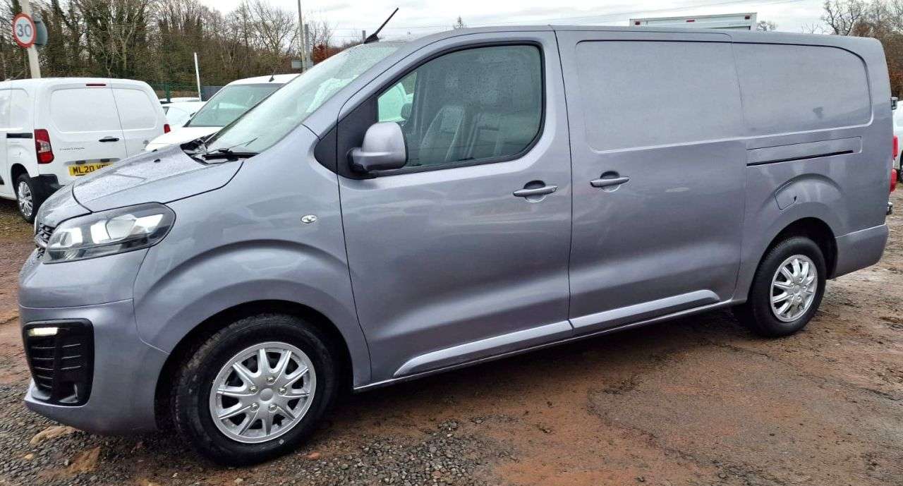 A 2019 VAUXHALL VIVARO 1.5 Turbo D 2900 Sportive Panel Van 5dr Diesel Manual L2 H1 Euro 6 (s/s) (1 A 2019 VAUXHALL VIVARO 1.5 Turbo D 2900 Sportive Panel Van 5dr Diesel Manual L2 H1 Euro 6 (s/s) (1