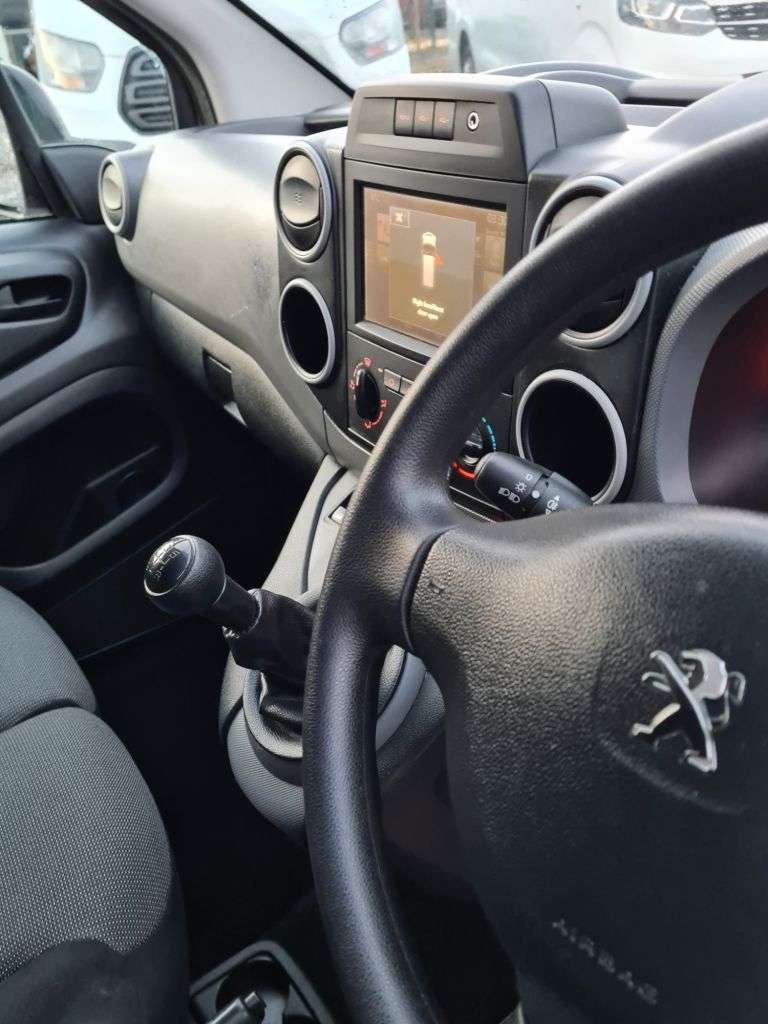 2018 PEUGEOT PARTNER 2018 PEUGEOT PARTNER