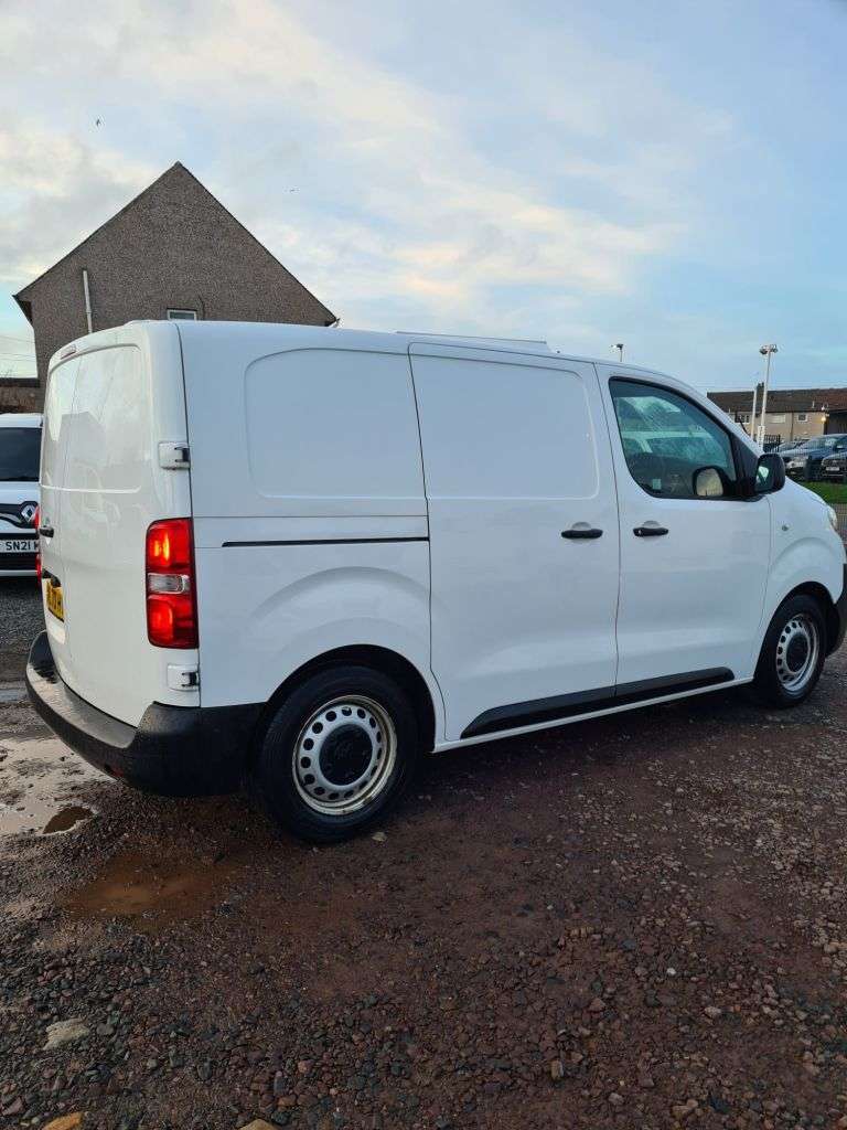 A 2020 PEUGEOT EXPERT 1.5 BlueHDi 1000 Professional Compact Panel Van 6dr Diesel Manual SWB Euro A 2020 PEUGEOT EXPERT 1.5 BlueHDi 1000 Professional Compact Panel Van 6dr Diesel Manual SWB Euro