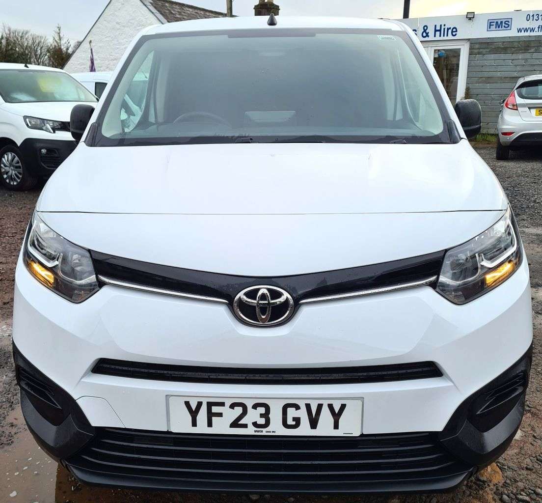A 2023 TOYOTA PROACE CITY 1.5 BlueHDi Active Short Panel Van 5dr Diesel Manual SWB Euro 6 (s/s) (100 A 2023 TOYOTA PROACE CITY 1.5 BlueHDi Active Short Panel Van 5dr Diesel Manual SWB Euro 6 (s/s) (100