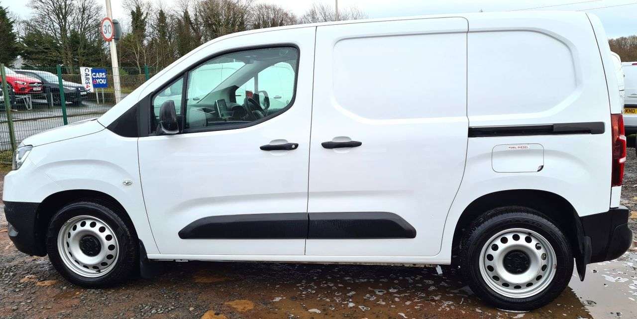 A 2023 TOYOTA PROACE CITY 1.5 BlueHDi Active Short Panel Van 5dr Diesel Manual SWB Euro 6 (s/s) (100 A 2023 TOYOTA PROACE CITY 1.5 BlueHDi Active Short Panel Van 5dr Diesel Manual SWB Euro 6 (s/s) (100
