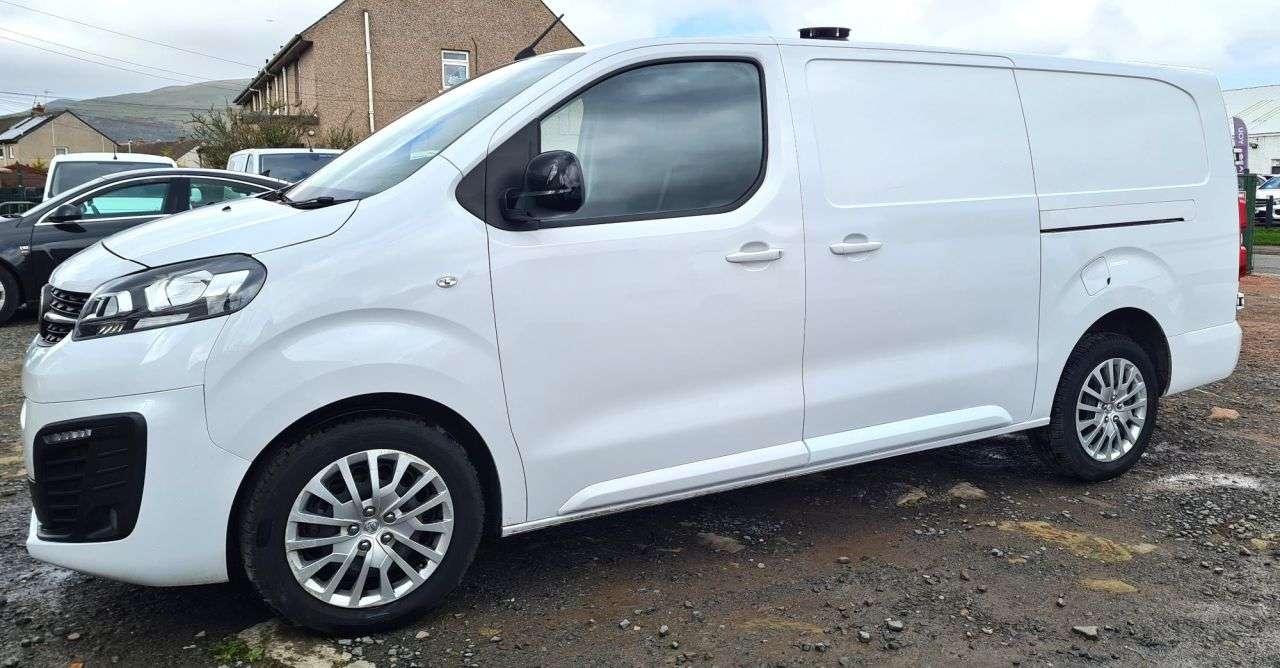 A 2023 VAUXHALL VIVARO 1.5 Turbo D 2900 Pro Panel Van 6dr Diesel Manual L2 H1 Euro 6 (s/s) (100 ps A 2023 VAUXHALL VIVARO 1.5 Turbo D 2900 Pro Panel Van 6dr Diesel Manual L2 H1 Euro 6 (s/s) (100 ps