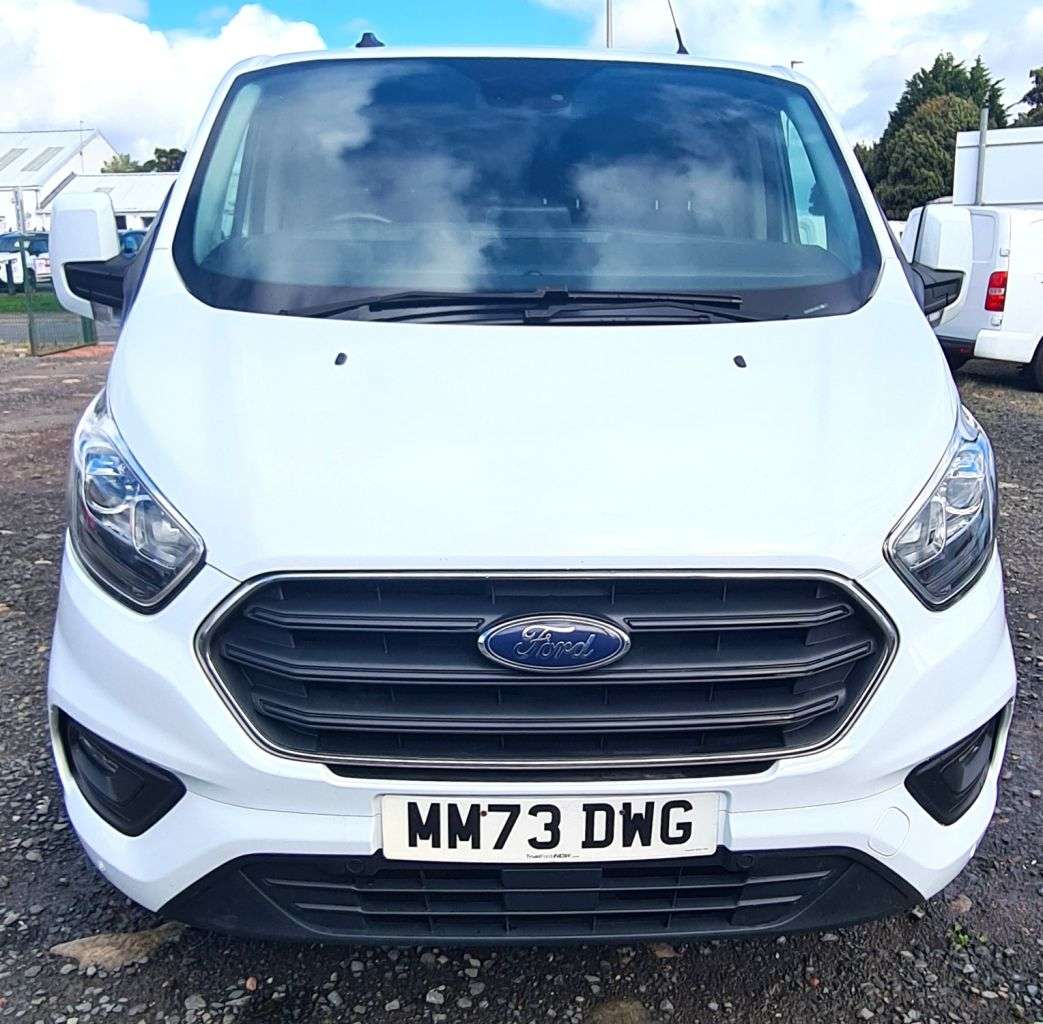 A 2023 FORD TRANSIT CUSTOM 2.0 300 EcoBlue Limited Panel Van 5dr Diesel Manual L2 H1 Euro 6 (s/s) (130 A 2023 FORD TRANSIT CUSTOM 2.0 300 EcoBlue Limited Panel Van 5dr Diesel Manual L2 H1 Euro 6 (s/s) (130