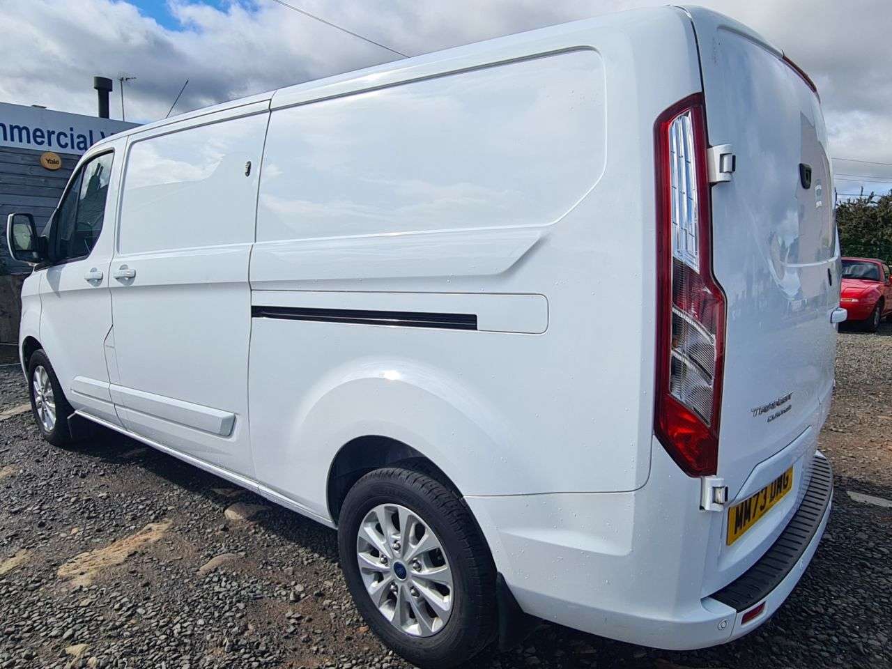 A 2023 FORD TRANSIT CUSTOM 2.0 300 EcoBlue Limited Panel Van 5dr Diesel Manual L2 H1 Euro 6 (s/s) (130 A 2023 FORD TRANSIT CUSTOM 2.0 300 EcoBlue Limited Panel Van 5dr Diesel Manual L2 H1 Euro 6 (s/s) (130