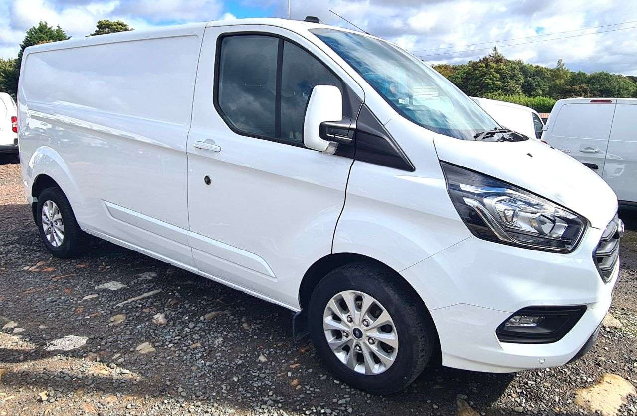 A 2023 FORD TRANSIT CUSTOM 2.0 300 EcoBlue Limited Panel Van 5dr Diesel Manual L2 H1 Euro 6 (s/s) (130 A 2023 FORD TRANSIT CUSTOM 2.0 300 EcoBlue Limited Panel Van 5dr Diesel Manual L2 H1 Euro 6 (s/s) (130