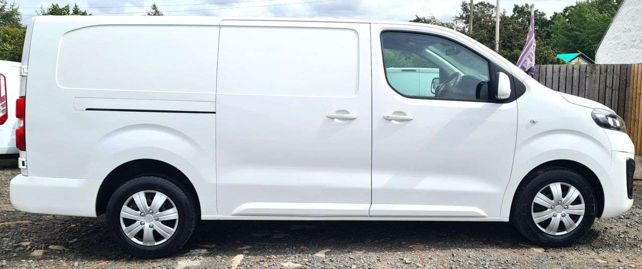 A 2020 VAUXHALL VIVARO 1.5 Turbo D 2900 Sportive Panel Van 5dr Diesel Manual L2 H1 Euro 6 (s/s) (1 A 2020 VAUXHALL VIVARO 1.5 Turbo D 2900 Sportive Panel Van 5dr Diesel Manual L2 H1 Euro 6 (s/s) (1